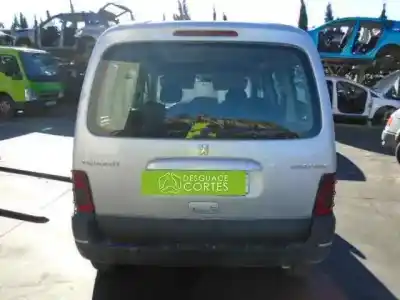 Здавання транспортного засобу peugeot partner (s2) rhy року 2004 потужний rhy