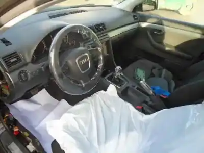 Здавання транспортного засобу audi a4 b7 avant (8ed) 2.0 tdi 16v року 2005 потужний blb