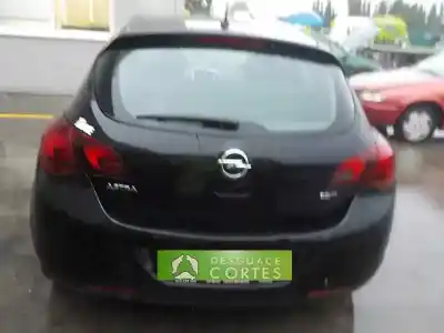 Здавання транспортного засобу opel astra j berlina 5p d-a17dtr року 2010 потужний a17dtr