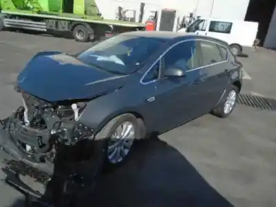 Здавання транспортного засобу opel astra j berlina 5p b16dth року 2015 потужний b16dth