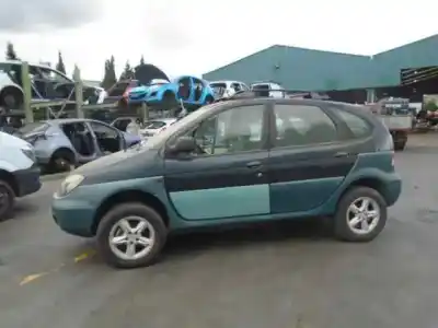 Scrapping Vehicle renault scenic rx4 (ja0) f9q740 of the year 2000 powered f9q740