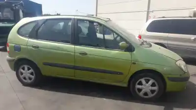 Scrapping Vehicle renault scenic i (ja...) k4m700 of the year 2001 powered k4m700