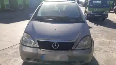 Sloopvoertuig MERCEDES-BENZ CLASE A (BM 168) 668940 van het jaar 2001 aangedreven 668940