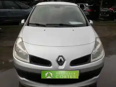Здавання транспортного засобу RENAULT CLIO III K9KT7 року 2006 потужний K9KT7