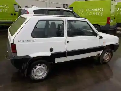Vehicul casat fiat panda i (141) 1100 trekking 4x4 al anului 1993 alimentat 156c046