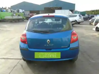 Здавання транспортного засобу renault clio iii d4f740 року 2006 потужний d4f740