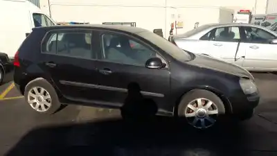 Sloopvoertuig volkswagen golf v (1k1) 1.9 tdi van het jaar 2004 aangedreven bkc