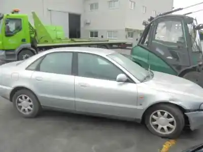 Veículo de Sucata audi a4 b5 (8d2) 1.8 do ano 1999 alimentado adr