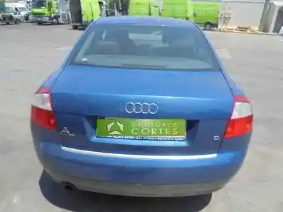 Scrapping Vehicle audi a4 b6 (8e2) 2.0 of the year 2002 powered alt