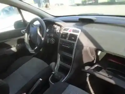 Утилизация автомобиля peugeot 307 (s1) (04.2001) 9hx(dv6ated4) года 2005 питание 9hx