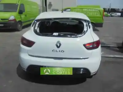 Veículo de Sucata renault clio iv d4fd7 do ano 2017 alimentado d4fd7