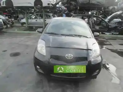 Veicolo di demolizione TOYOTA YARIS (KSP9/SCP9/NLP9) 1ND-TV dell'anno 2009 alimentato 1ND