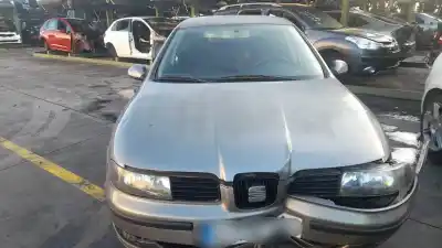 Здавання транспортного засобу SEAT LEON (1M1) 1.9 TDI року 2006 потужний AXR Здавання транспортного засобу SEAT LEON (1M1) 1.9 TDI року 2006 потужний AXR