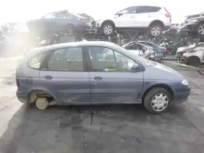 Scrapping Vehicle renault megane i scenic (ja0) f9q k7 of the year 1999 powered f9q a7