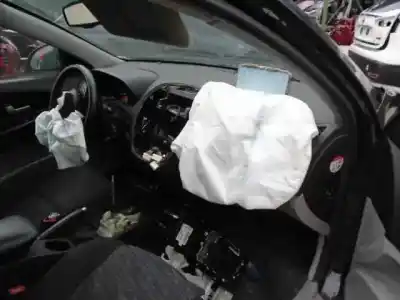 Veículo de Sucata kia ceed (ed) d4fb-u do ano 2009 alimentado d4fb