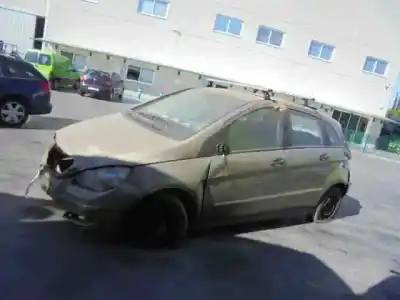 Vehicul casat mercedes-benz clase b sports tourer (w245) b 150 (245.231) al anului 2007 alimentat m266920