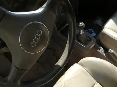 Veicolo di demolizione audi a3 (8l) asz dell'anno 2003 alimentato asz