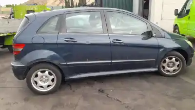 Vehicul casat mercedes-benz clase b sports tourer (w245) b 180 cdi (245.207) al anului 2005 alimentat 640940