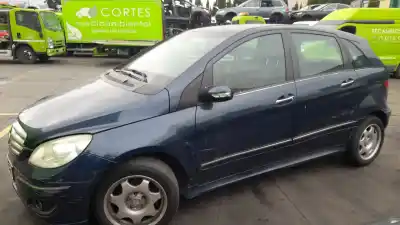 Vehicul casat mercedes-benz clase b sports tourer (w245) b 180 cdi (245.207) al anului 2005 alimentat 640940