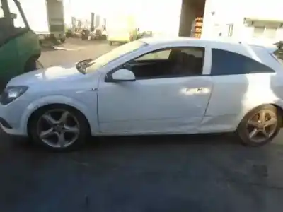 Здавання транспортного засобу opel astra h gtc d-z17dth року 2005 потужний z17dth