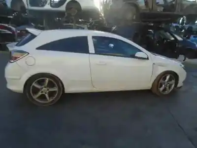 Здавання транспортного засобу opel astra h gtc d-z17dth року 2005 потужний z17dth