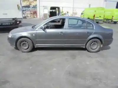 Scrapping Vehicle skoda superb i (3u4) 1.9 tdi of the year 2003 powered awx
