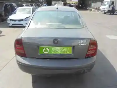 Scrapping Vehicle skoda superb i (3u4) 1.9 tdi of the year 2003 powered awx