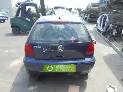 Veículo de Sucata volkswagen polo berlina (6n2) g/aud do ano 2001 alimentado aud