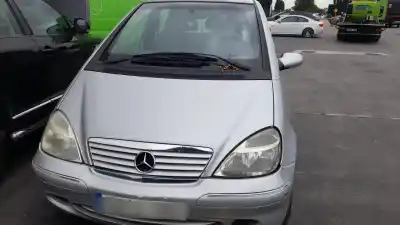Sloopvoertuig MERCEDES-BENZ CLASE A (BM 168) 166960 van het jaar 2002 aangedreven 166960