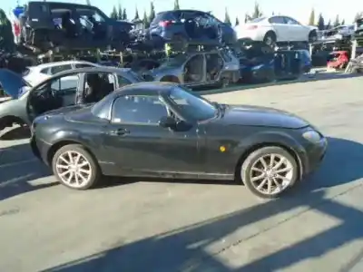 Veicolo di demolizione mazda mx-5 iii (nc) 2.0 (nc18) dell'anno 2005 alimentato lf