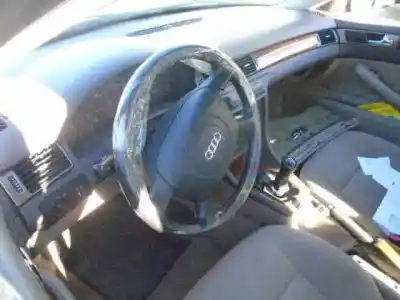 Veículo de Sucata audi a6 c5 (4b2) 1.8 t do ano 1998 alimentado aeb Veículo de Sucata audi a6 c5 (4b2) 1.8 t do ano 1998 alimentado aeb