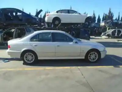 Здавання транспортного засобу bmw 5 (e39) 520 i року 2002 потужний 226s1
