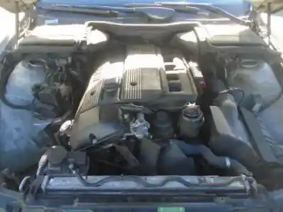 Здавання транспортного засобу bmw 5 (e39) 520 i року 2002 потужний 226s1