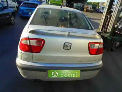 Véhicule à la ferraille seat cordoba (6k1, 6k2) 1.8 t 20v cupra de l'année 2001 alimenté ayp