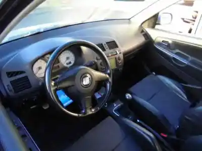 Véhicule à la ferraille seat cordoba (6k1, 6k2) 1.8 t 20v cupra de l'année 2001 alimenté ayp