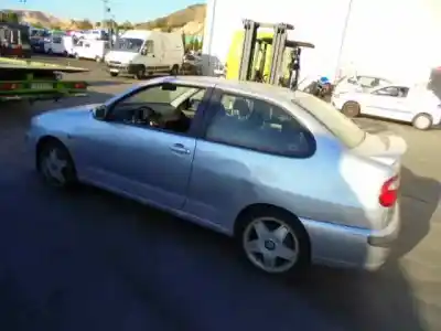 Véhicule à la ferraille seat cordoba (6k1, 6k2) 1.8 t 20v cupra de l'année 2001 alimenté ayp