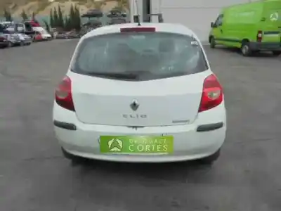 Scrapping Vehicle renault clio iii k9kt7 of the year 2006 powered k9kt7