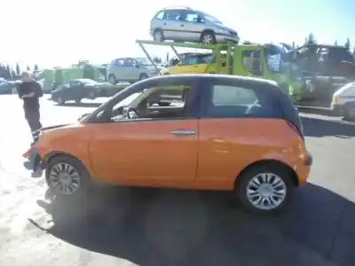 Здавання транспортного засобу lancia ypsilon (101) 188a5000 року 2006 потужний 188a5000