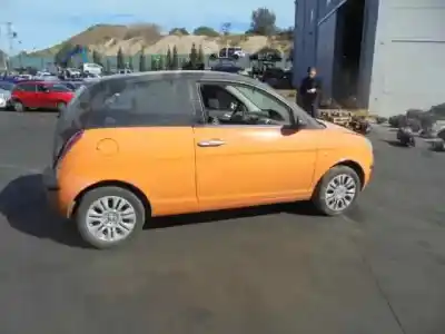 Здавання транспортного засобу lancia ypsilon (101) 188a5000 року 2006 потужний 188a5000
