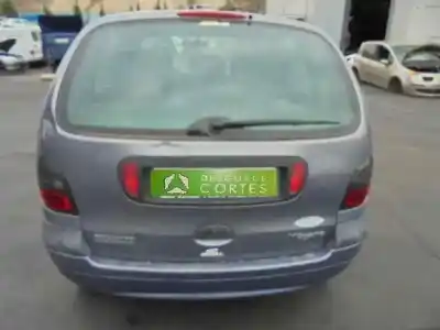 Scrapping Vehicle renault megane i scenic (ja0) f9q k7 of the year 1999 powered f9q