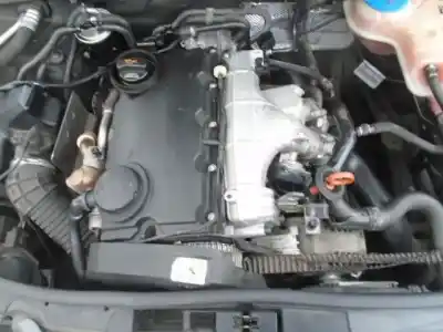 Здавання транспортного засобу audi a4 b7 (8ec) 2.0 tdi 16v року 2005 потужний blb