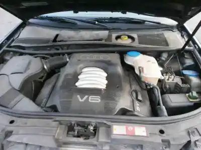 Veículo de Sucata audi a6 c5 (4b2) 2.4 do ano 2000 alimentado aml Veículo de Sucata audi a6 c5 (4b2) 2.4 do ano 2000 alimentado aml
