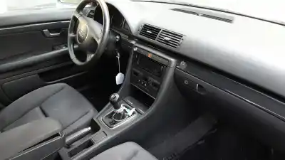 Scrapping Vehicle audi a4 b6 (8e2) 1.9 tdi of the year 2003 powered awx