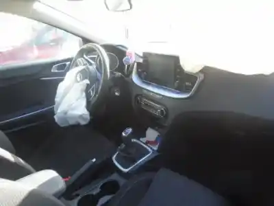 Здавання транспортного засобу kia xceed d4fe року 2021 потужний d4fe