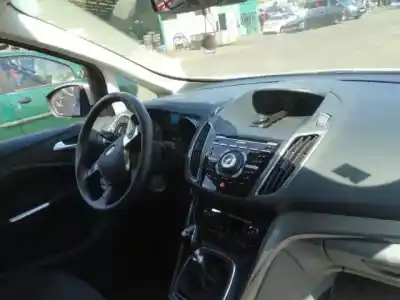 Здавання транспортного засобу ford c-max (cb7) m1da1j року 2013 потужний m1da1j