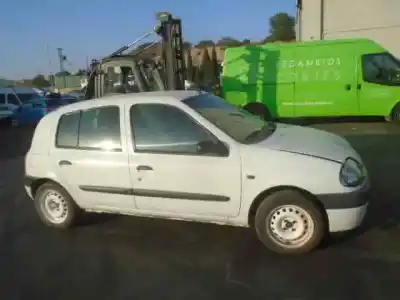 Scrapping Vehicle renault clio ii fase i (b/cb0) d7f of the year 1999 powered d7f