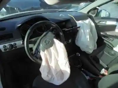 Scrapping Vehicle opel astra h gtc d-z17dtr of the year 2010 powered z17dtr