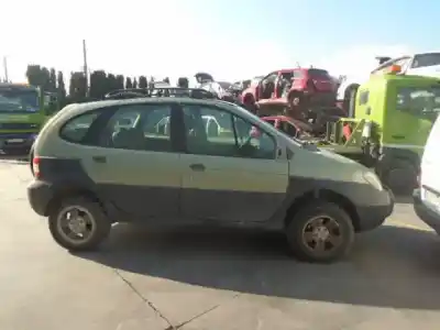 Здавання транспортного засобу renault scenic rx4 (ja0) f9q740 року 2001 потужний f9q740