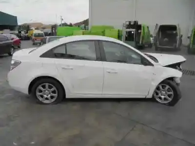 Veículo de Sucata chevrolet cruze (j300) 2.0 cdi do ano 2010 alimentado z20s1
