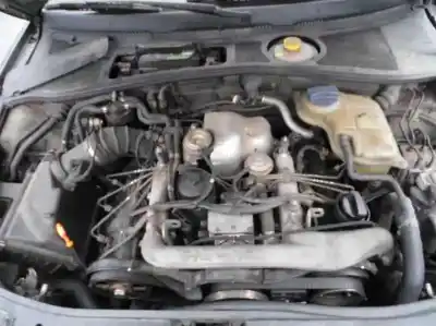 Veículo de Sucata audi a4 b5 (8d2) 2.5 tdi do ano 1999 alimentado afb